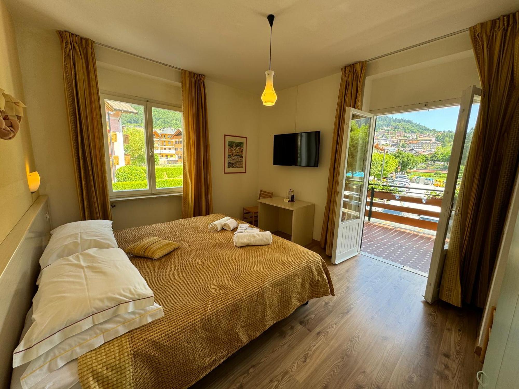 Garden Hotel Bellariva Molveno Quarto foto
