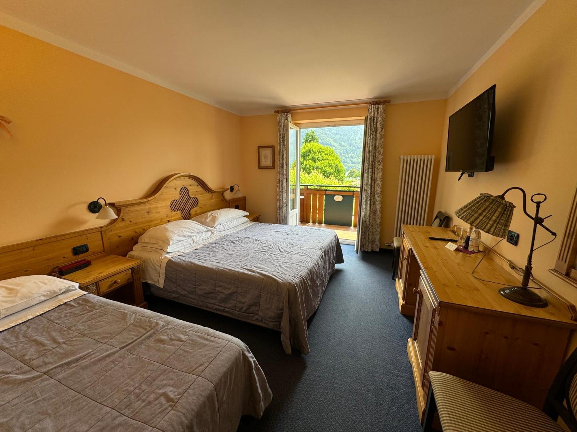 Garden Hotel Bellariva Molveno Quarto foto