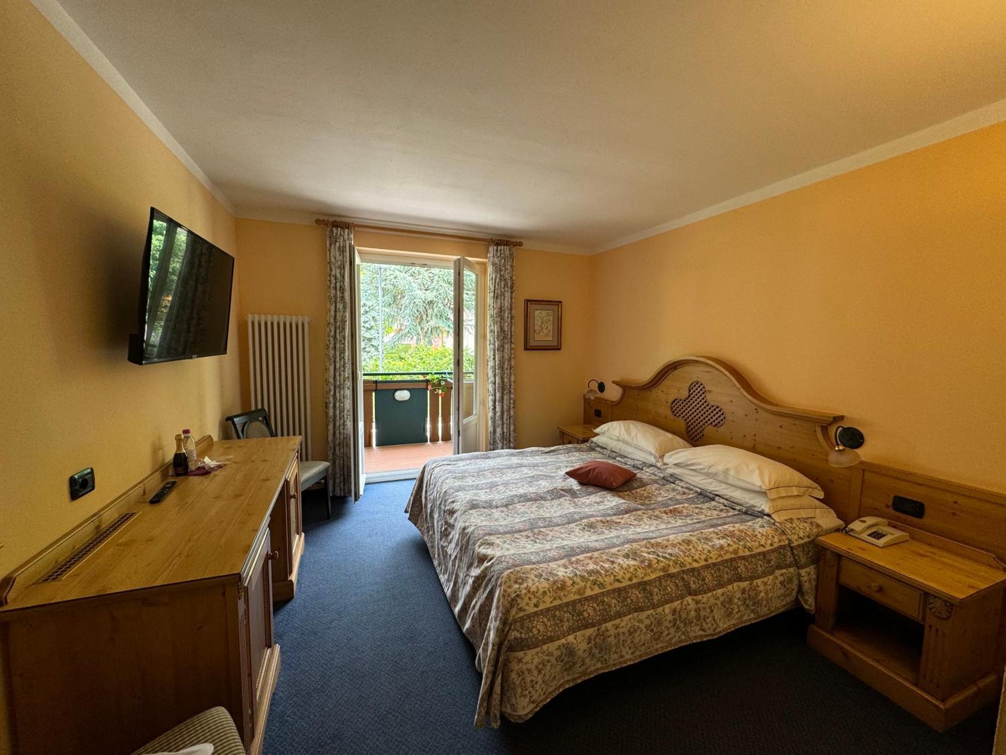 Garden Hotel Bellariva Molveno Quarto foto